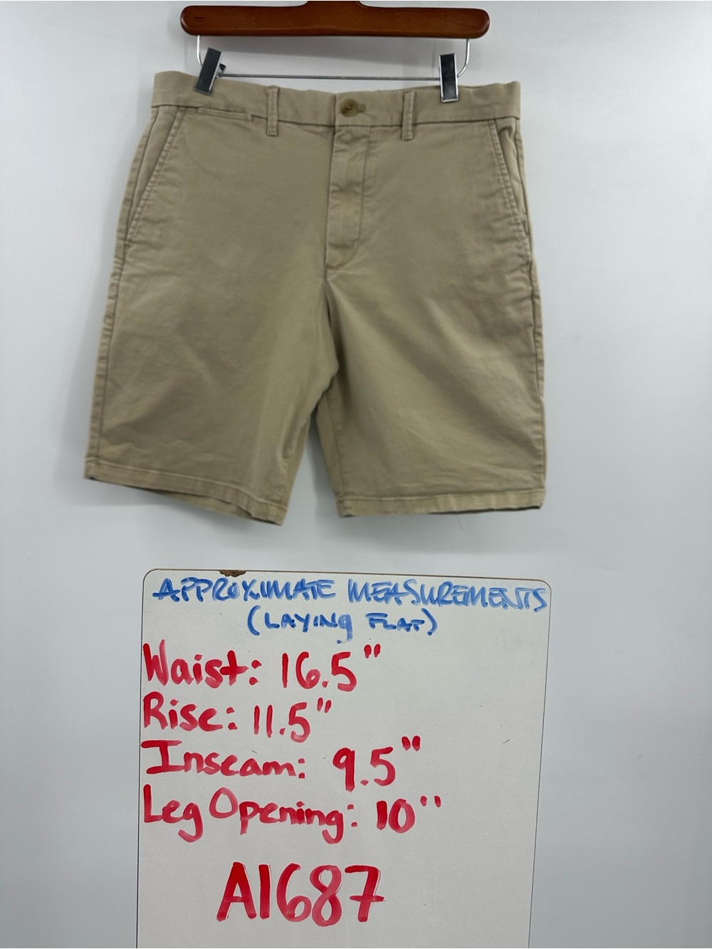 GAP Women's 10” Short Flat Front Shorts in Khaki - Picture 10 of 10